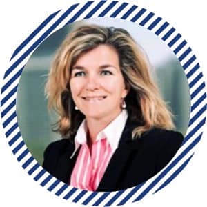Professional woman with wavy hair
